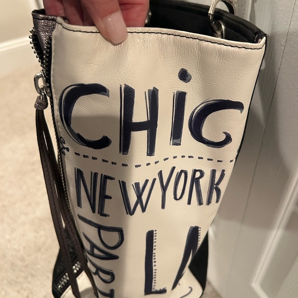 Brighton Fashionista Glam Limited Edition Bold  Tote - Picture 3 of 5